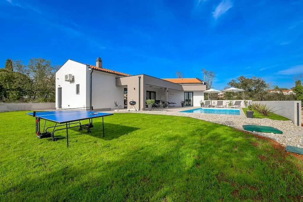 Villa Drandic By Istrialux Bale 0*,